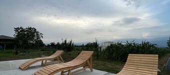 comfortable family hotel, pet friendly, with open pool, beautiful garden 