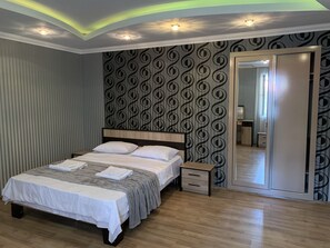 4 Schlafzimmer, kostenloses WLAN
