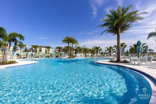 Solara Resort Villa, Arcade, Pool & Spa, Sleeps 22