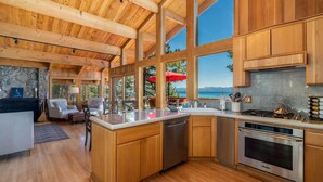 Maison, 4 chambres | Cuisine privée