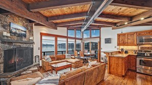 Appart'hôtel, 3 chambres | Salle de séjour