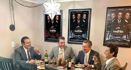 Near Portage lake,Pro Football HOF,Downtown Akron!