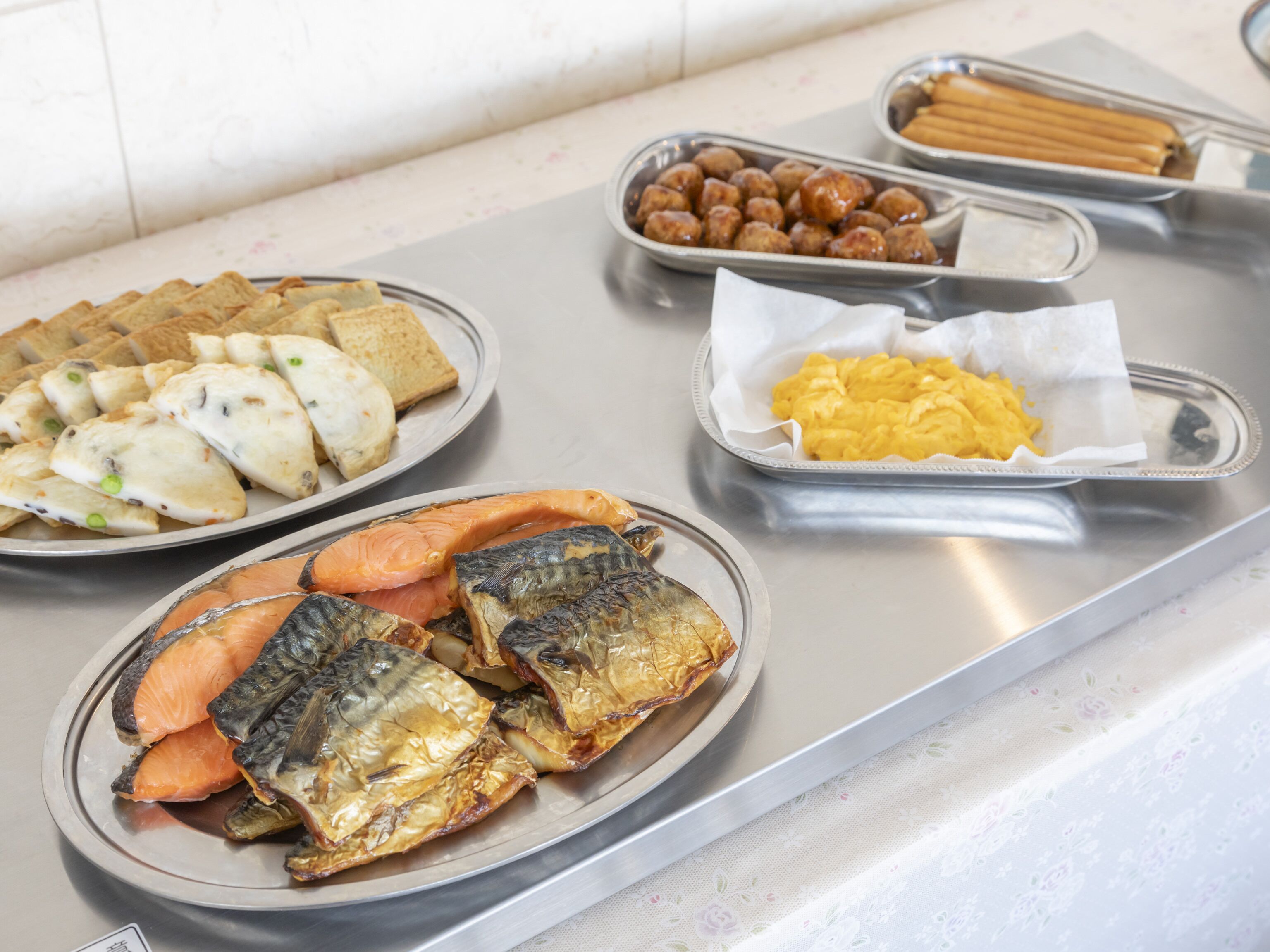 daily japanese breakfast (jpy 1100 per person)