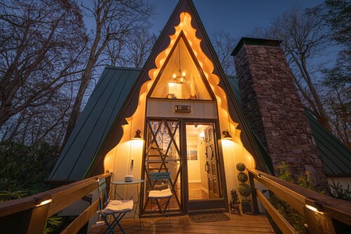 !NEW! A-Frame, Firepit, Hiking, Festivals