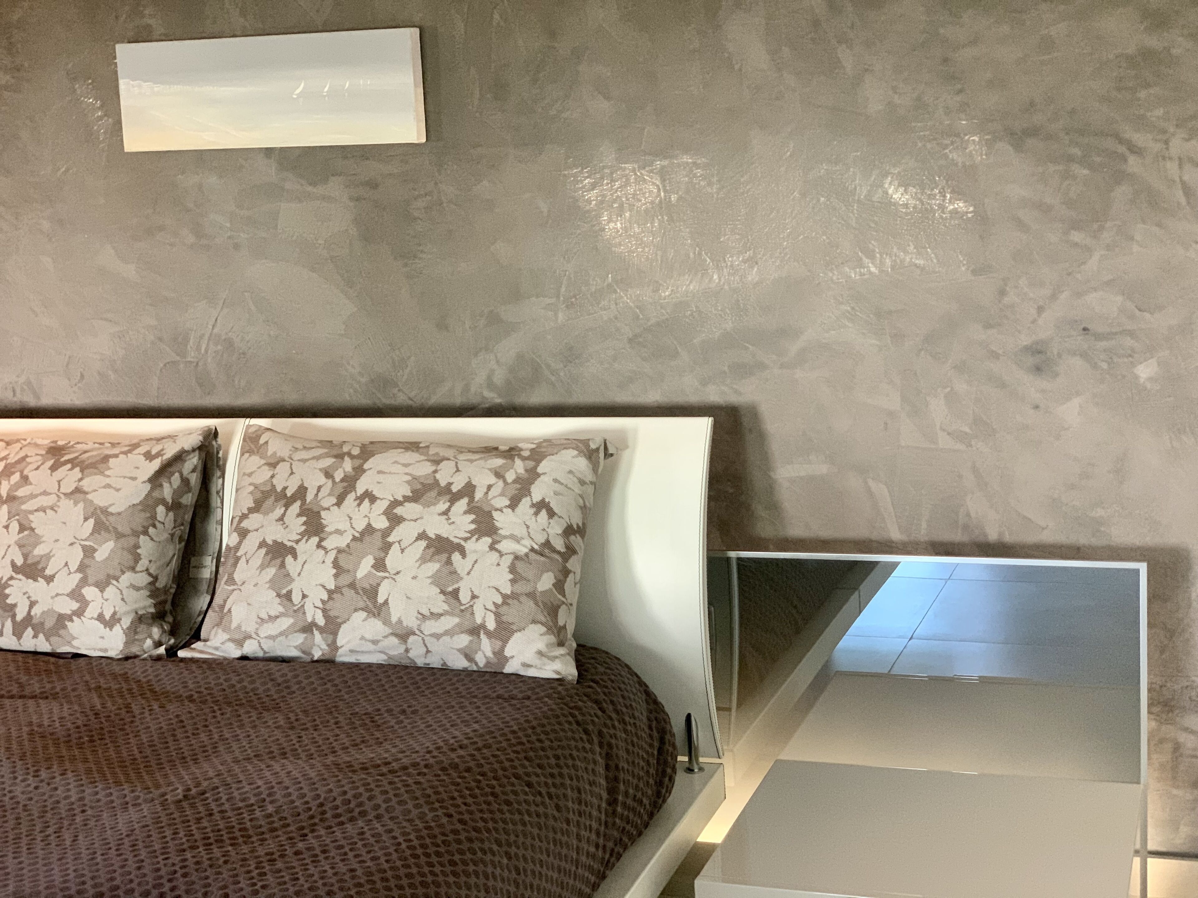 2 slaapkamers, een strijkplank/strijkijzer, gratis wifi, beddengoed