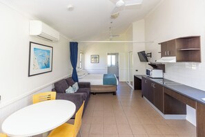 1 Bedroom Accessible Cabin