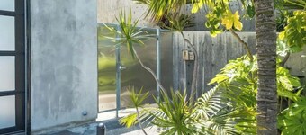 Ocean view Surf Ghetto custom home