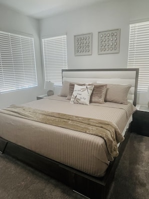 4 Schlafzimmer, Bügeleisen/Bügelbrett, Reisekinderbett, kostenloses WLAN