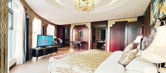 Dilunting International Hotel (Wansheng Yaocheng)