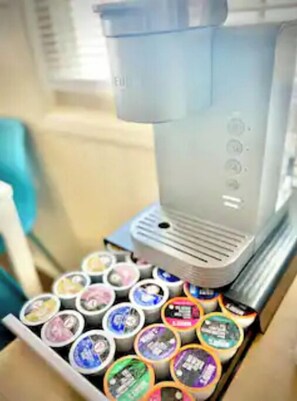 Kaffee und/oder Kaffeemaschine