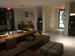 Lobby - Amazing Family Vacation Condo in Midtown Miami (Miami)