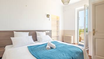 3 chambres, fer et planche Ă repasser, Wi-Fi, draps fournis