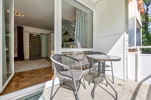 Outdoor dining - Studio Apartment 'Harzburg Stube' with Balcony (Bad Harzburg)