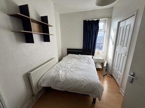 1 Schlafzimmer, Bügeleisen/Bügelbrett, WLAN, Bettwäsche
