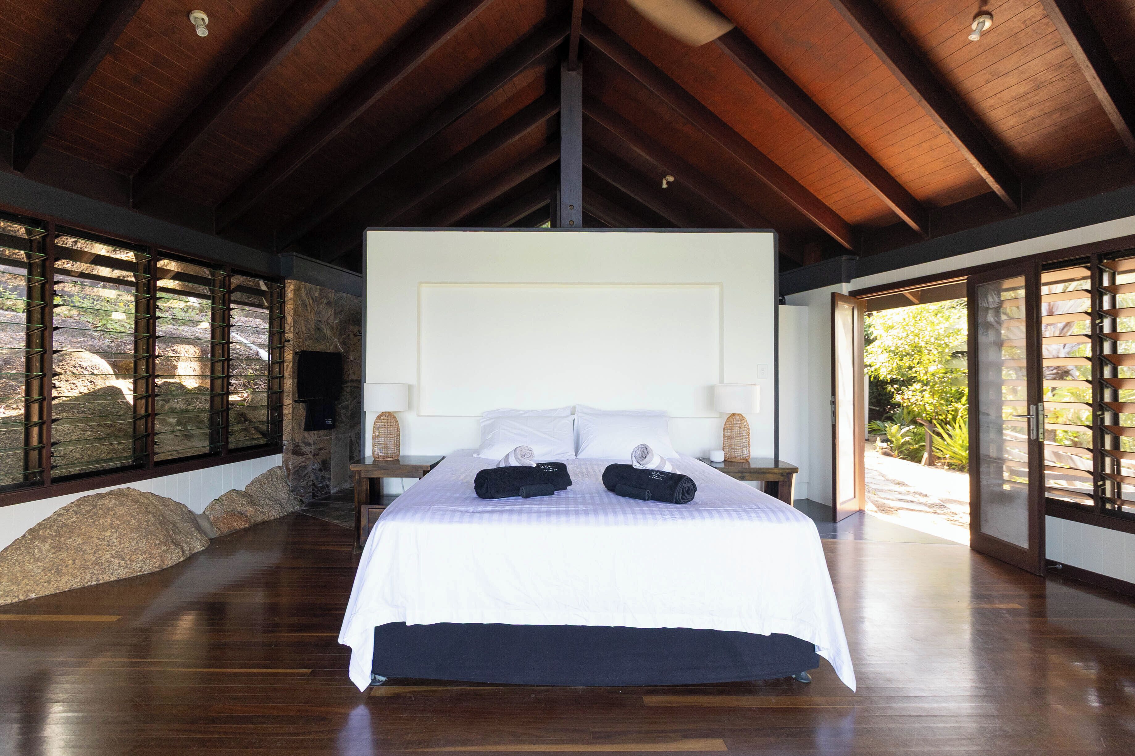 3 Schlafzimmer, Zimmersafe, Schreibtisch, kostenloses WLAN