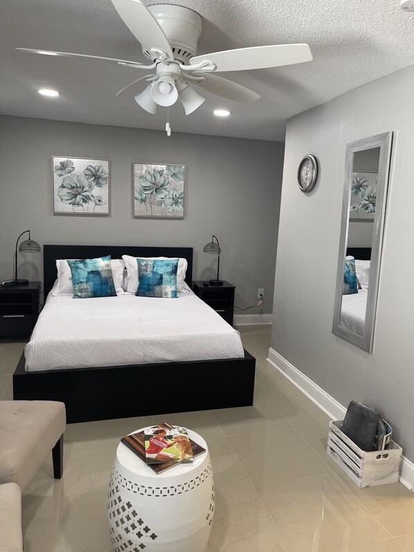 1 bedroom, in-room safe, iron/ironing board, free WiFi