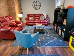 Smart TV, videogiochi, libri