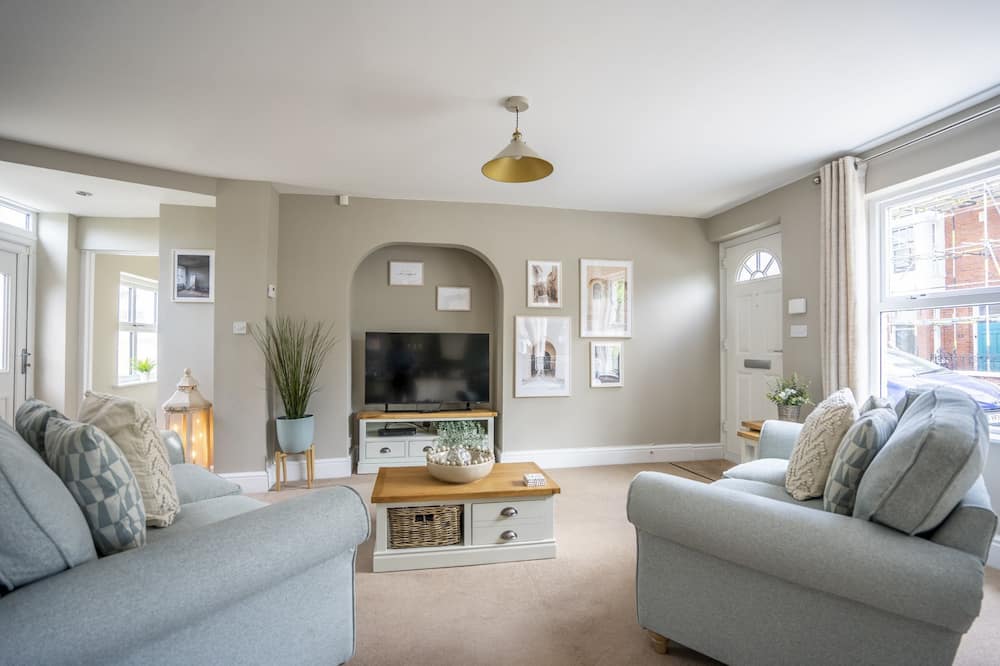 Southbank Cottage - sleeps 4 guests in 2 bedrooms