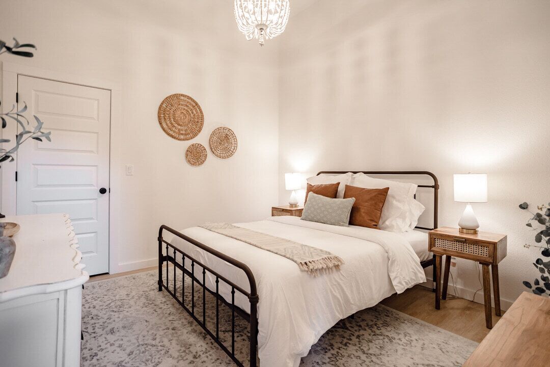 2 soverom, reiseseng for barn, wi-fi (inkludert) og sengetøy