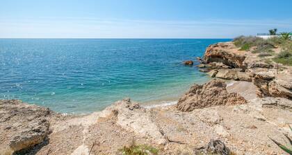 Holiday Home Vistamar 4 with Sea Views, Garden and Wi-Fi