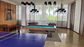 Spielezimmer