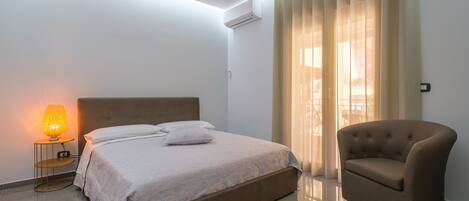 2 Schlafzimmer, Bügeleisen/Bügelbrett, kostenloses WLAN, Bettwäsche