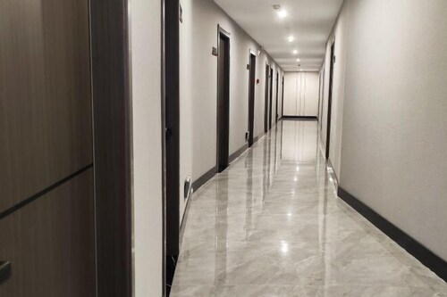 Dalian Jiayan Collection Hotel