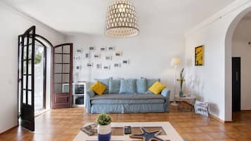 Télévision, chaîne hi-fi