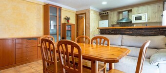 Rustic town house well located 10min beach