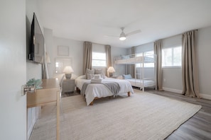 4 habitaciones, tabla de planchar con plancha, wifi y ropa de cama