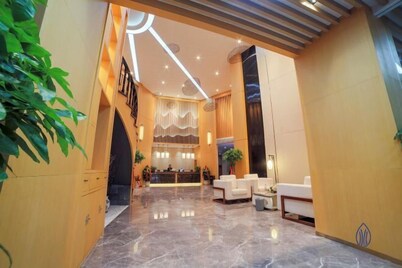 Xidiya Business Hotel (Yichun Drum Tower Pedestrian Street Runda International)
