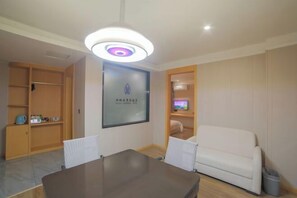 Room - Xidiya Business Hotel (Yichun Drum Tower Pedestrian Street Runda International) (Yichun)