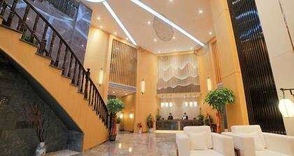 Xidiya Business Hotel (Yichun Drum Tower Pedestrian Street Runda International)