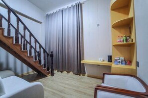 Room - Xidiya Business Hotel (Yichun Drum Tower Pedestrian Street Runda International) (Yichun)