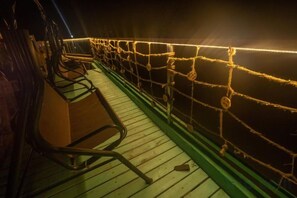 Unclassified image, 2 of 61, button - Time and Sea Inn (Shenzhen)