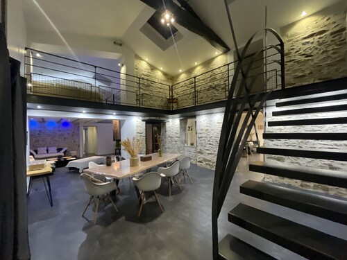 Large charming property in the countryside, 3* furnished for tourism