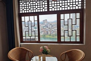 Room - Longmen Inn (Sanjiang)