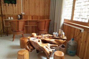 Room - Longmen Inn (Sanjiang)