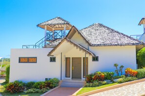 숙박 시설 정면