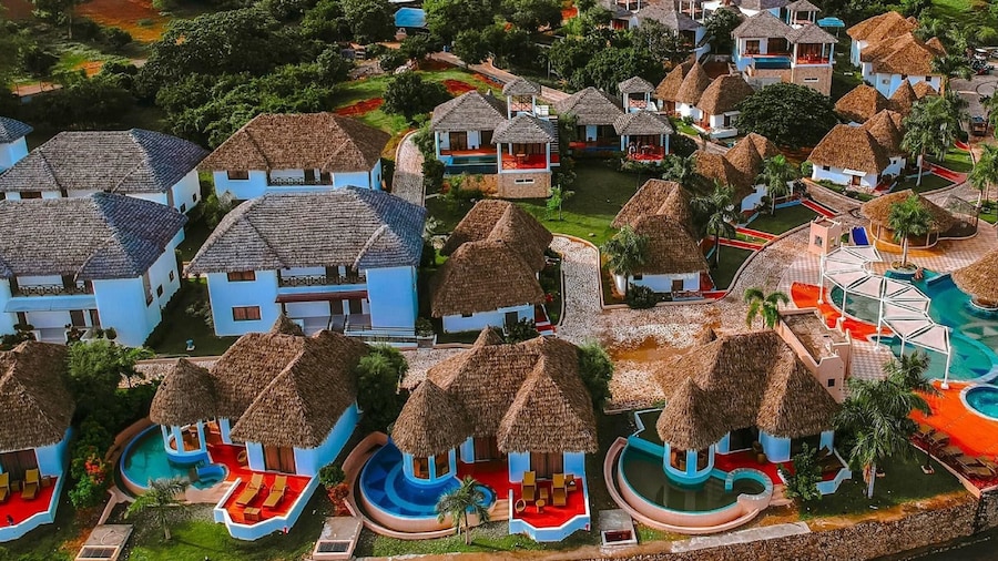 Safari Hotel and Villas powered by Cocotel