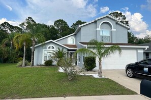 Exterior - Pet-Friendly 4BR Lindfield Retreat w/ Private Pool & Conservation Views Near Disney (Kissimmee)
