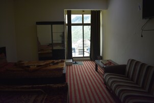 Executive Double Room | Free WiFi