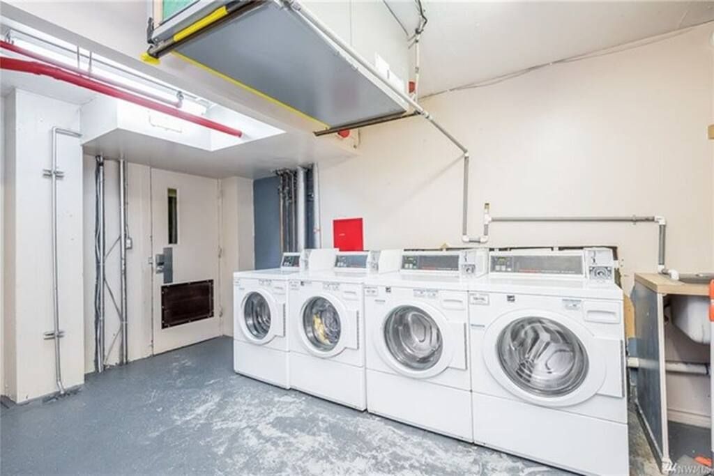 Long stay? No problem as you can do laundry at the common facility located on the 2nd floor of the building