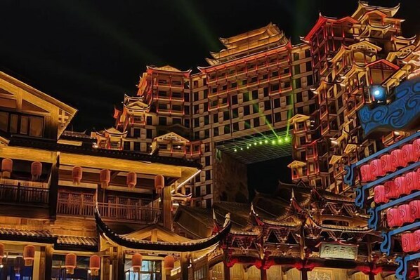 Exterior - Flying Fox Business Hotel (Zhangjiajie 72 Qilou Branch) (Zhangjiajie)