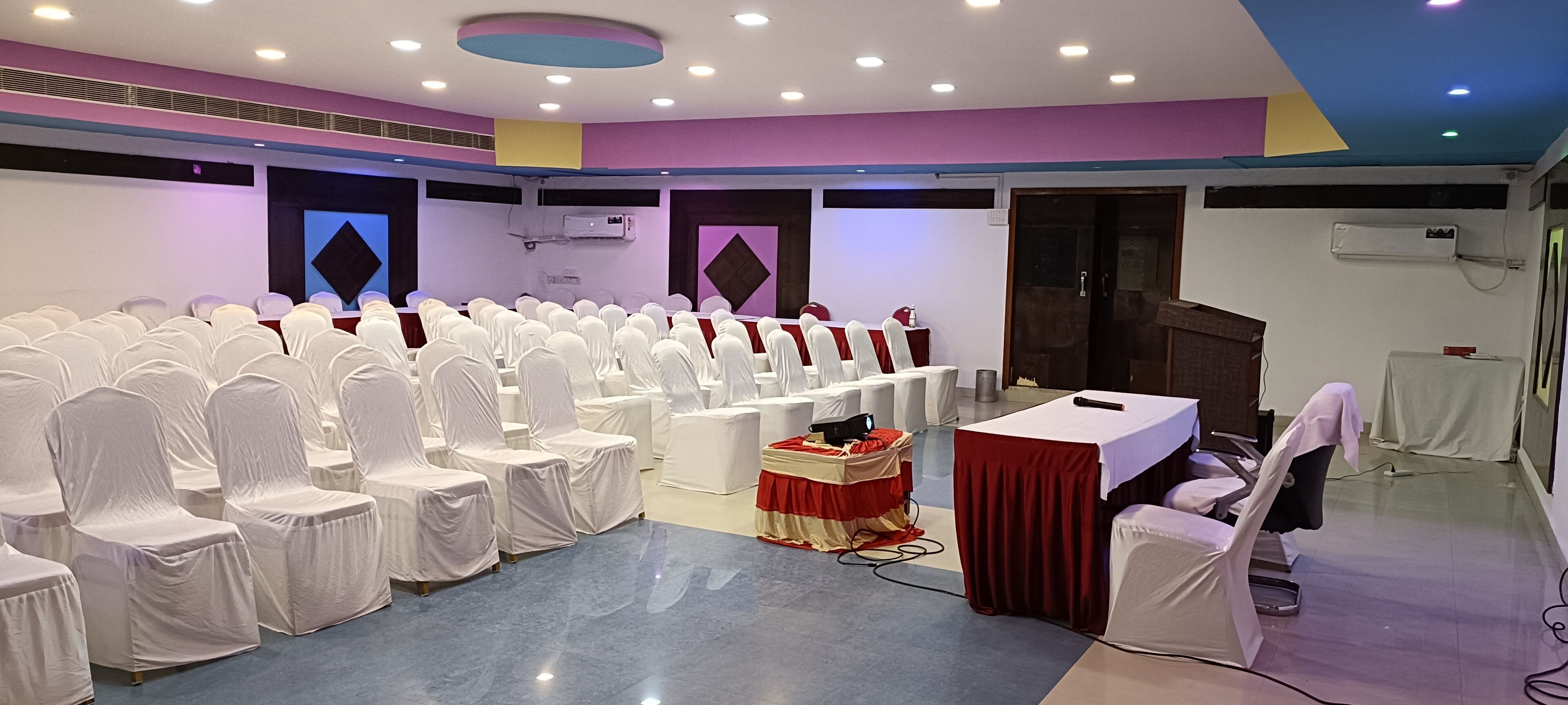 Banquet hall