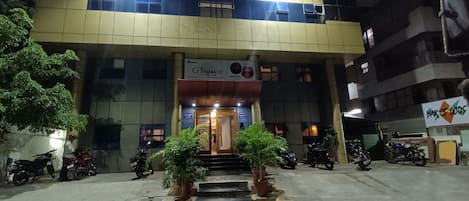 Front of property - evening/night