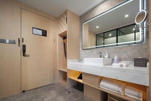 星評価なしの画像、4 / 65、ボタン