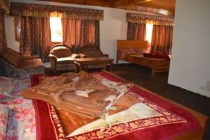 家庭房 | 笔记本电脑工作区、免费 WiFi