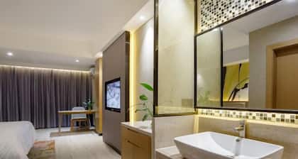 Jinhua Hot Spring Hotel