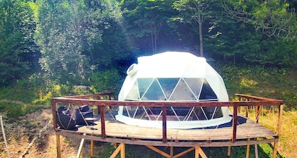 Luxury Glamping Dome in Apuseni Mountains